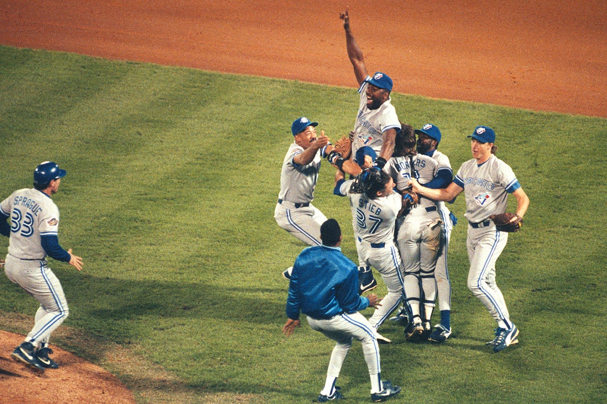 Joe Carter and Blue Jays celebrate 1992 World Series title